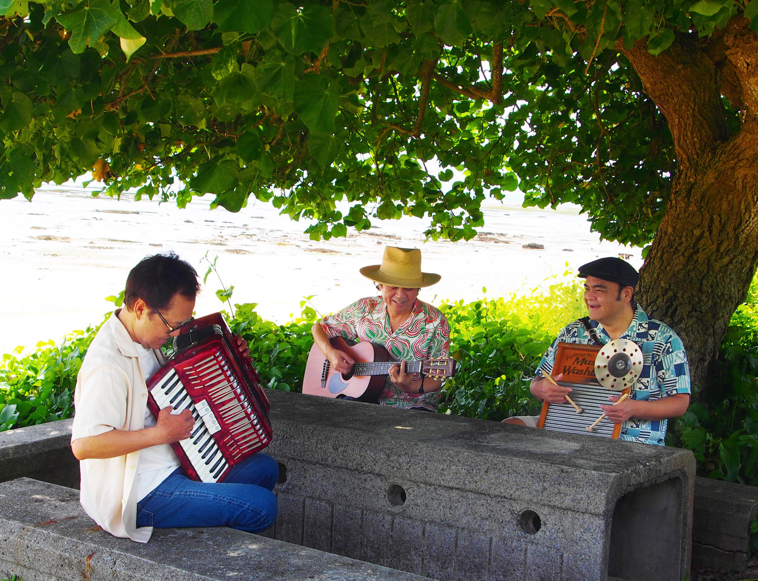 BEGIN「さにしゃんサンゴSHOW!!」35年目の音楽旅団ツアー